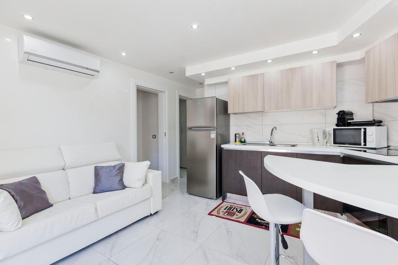 Apartamento Sara En Playa De Las Americas - Sara Vacation アロナ エクステリア 写真