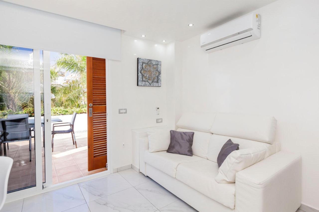 Apartamento Sara En Playa De Las Americas - Sara Vacation アロナ エクステリア 写真