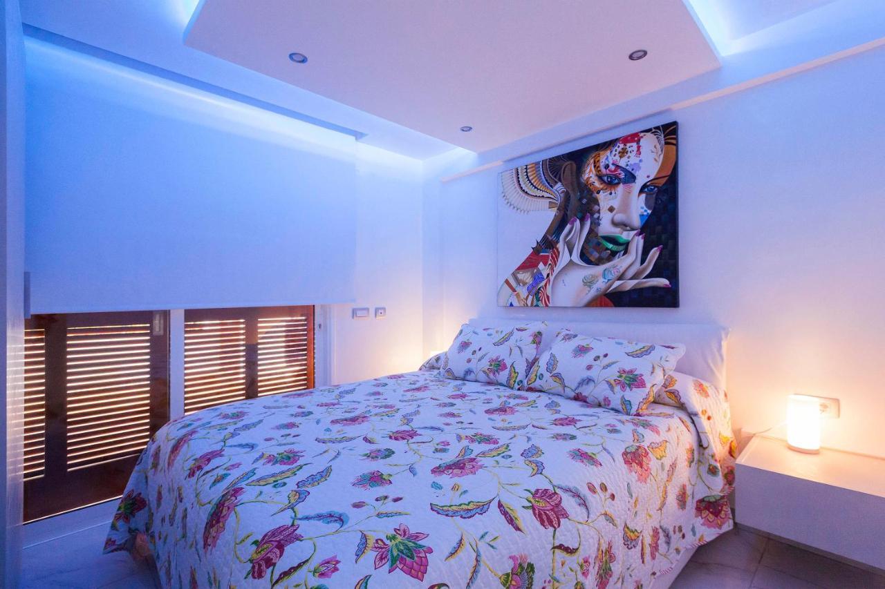Apartamento Sara En Playa De Las Americas - Sara Vacation アロナ エクステリア 写真
